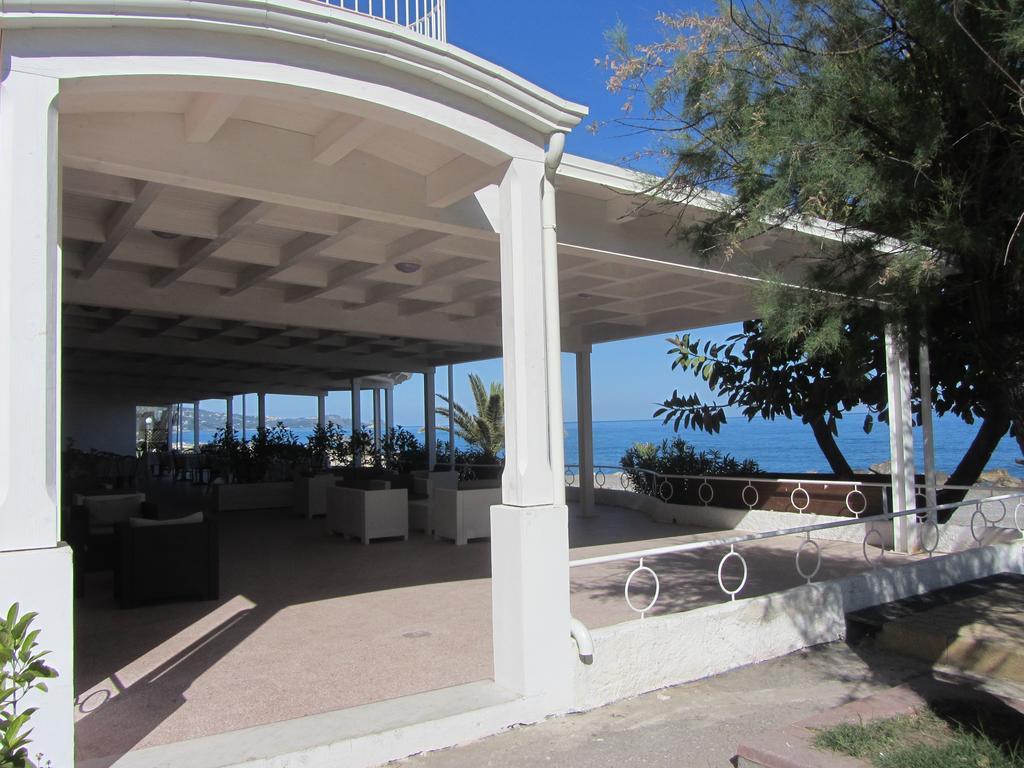 Hotel Ristorante La Scogliera - Nuova Gestione Piraino Extérieur photo