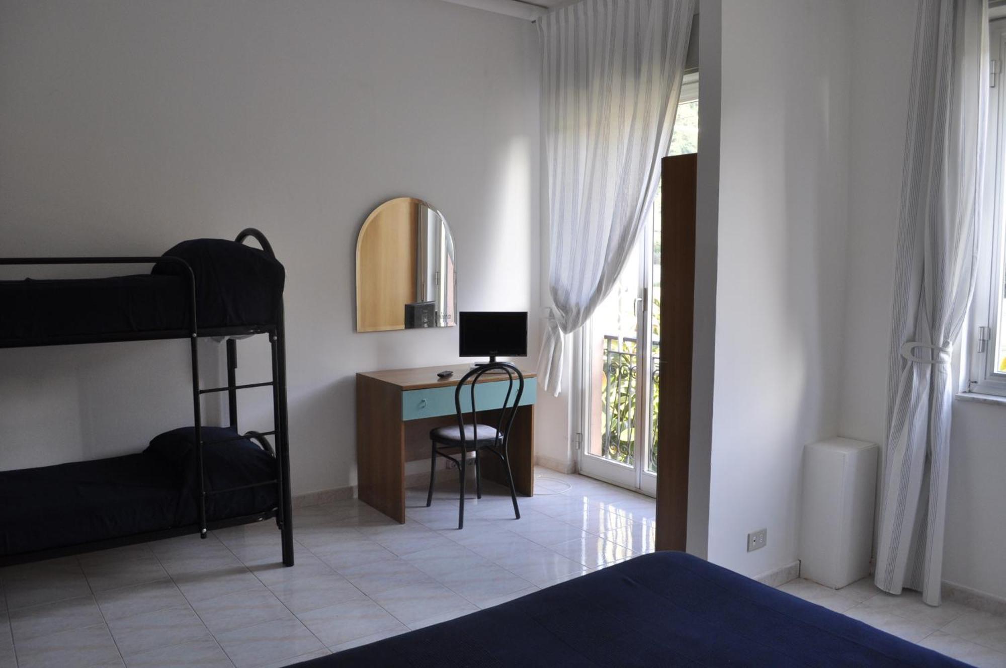 Hotel Ristorante La Scogliera - Nuova Gestione Piraino Extérieur photo