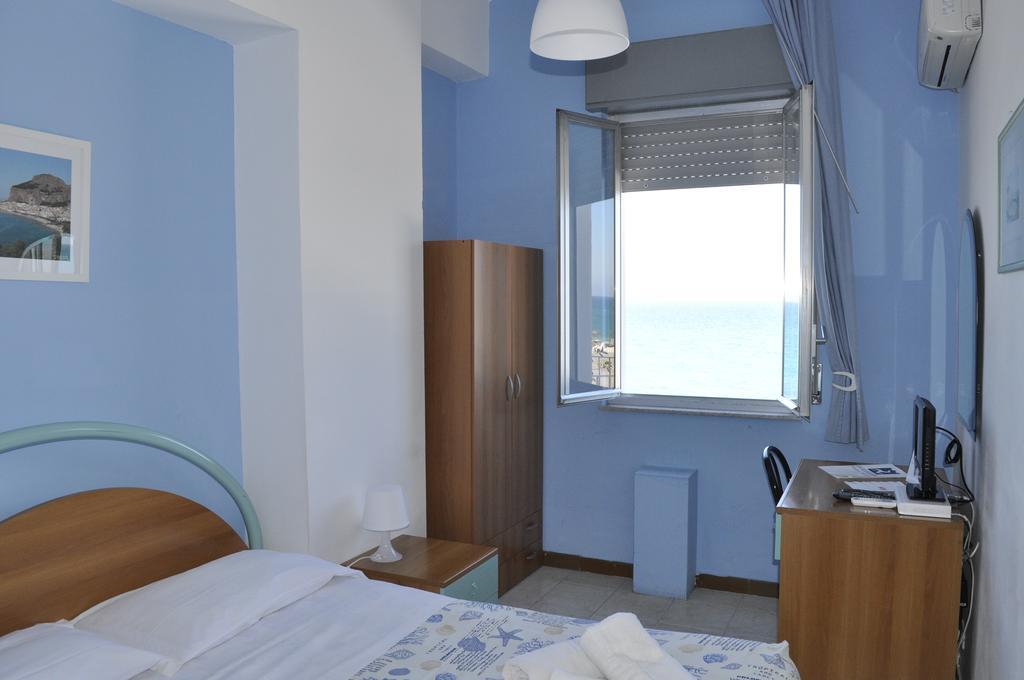 Hotel Ristorante La Scogliera - Nuova Gestione Piraino Extérieur photo