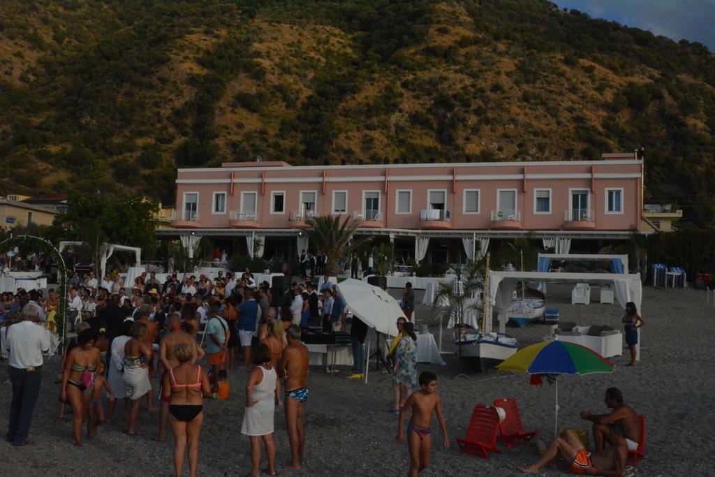 Hotel Ristorante La Scogliera - Nuova Gestione Piraino Extérieur photo